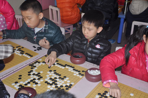 标题：潍坊市2015年元旦围棋升级定段赛 阅读次数：2564