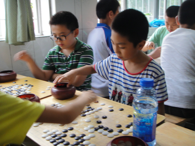 标题：潍坊市2015夏季围棋升级升段赛 阅读次数：661
