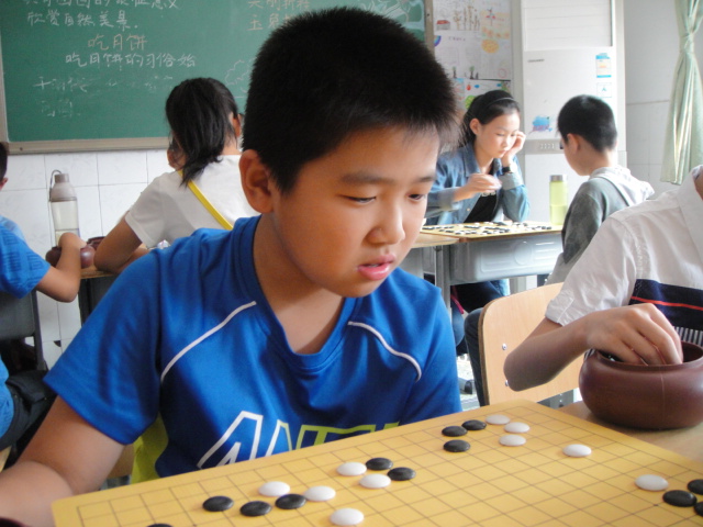 标题：潍坊市2015夏季围棋升级升段赛 阅读次数：612