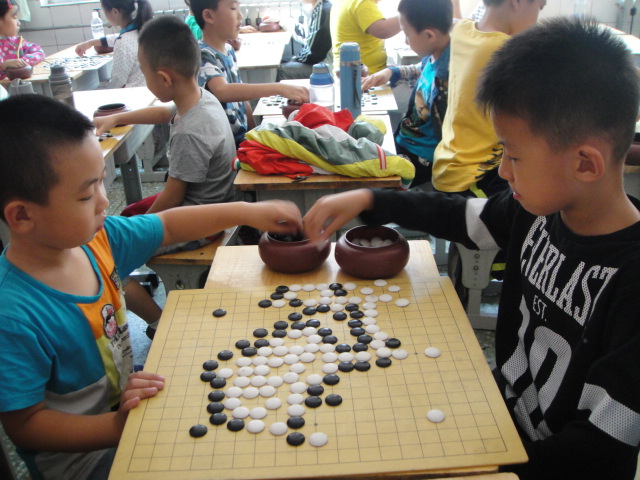 标题：潍坊市2015夏季围棋升级升段赛 阅读次数：1195