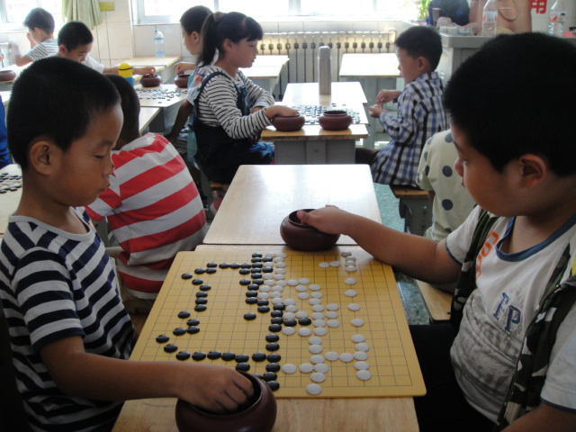 标题：潍坊市2015夏季围棋升级升段赛 阅读次数：1051