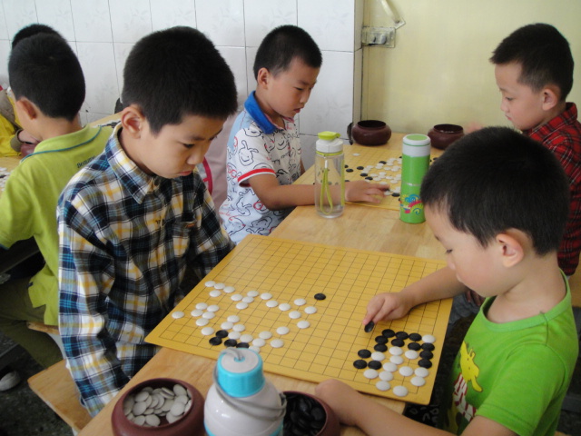 标题：潍坊市2015夏季围棋升级升段赛 阅读次数：658